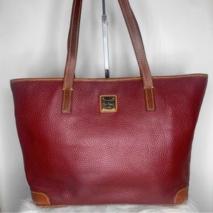 ❌SOLD❌ LARGE Dooney and Bourke Leather Tote Bag